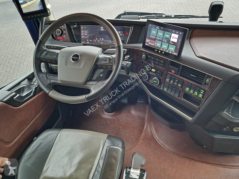 Cabeza tractora Volvo 13500 XL Aero - I...