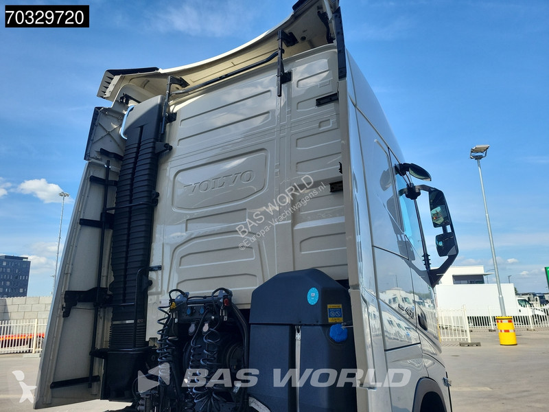 Tahač Volvo 460  4X2 Retarder 2x Tanks 90% Tyres!