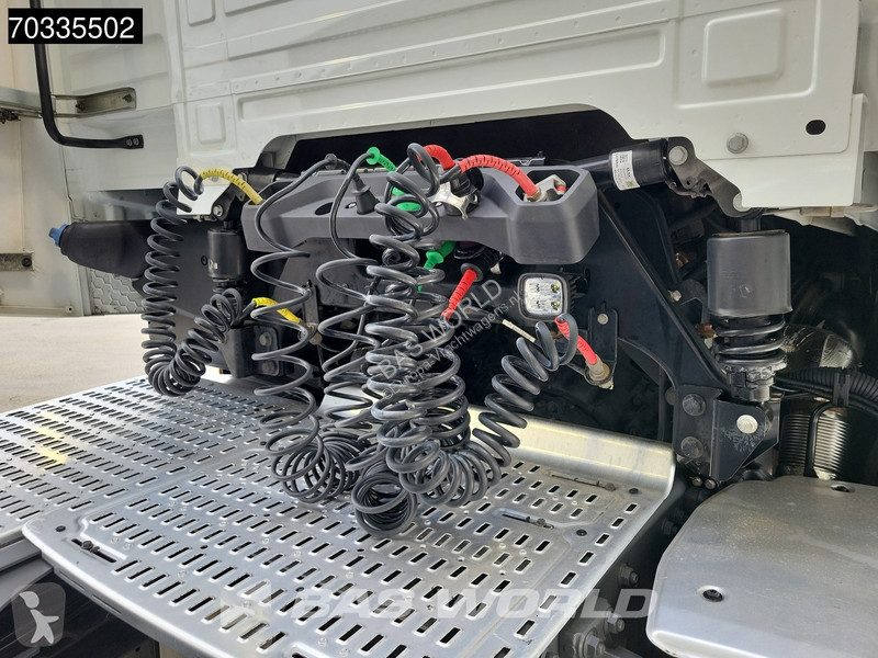 Cabeza tractora DAF 480  4X2 APK 08-2027 2x...