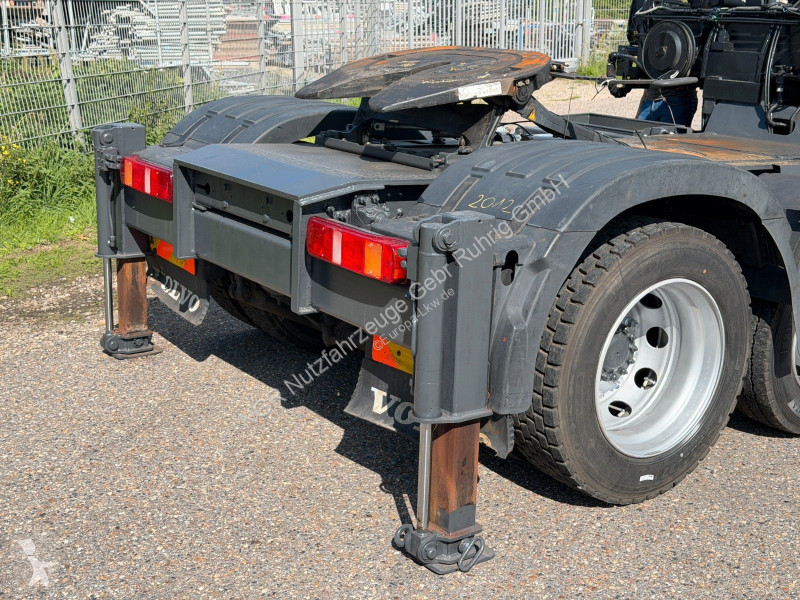 Cabeza tractora Volvo 420 6x2 mit Ladekran HLK...