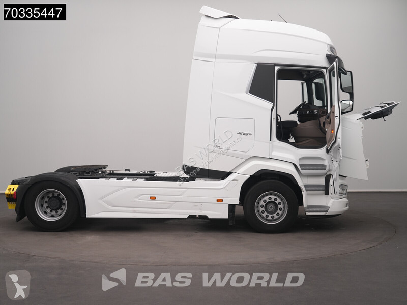 Tahač DAF + 530 4X2 Retarder 2x Tanks...