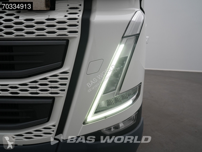 Tahač Volvo FH 460 4X2 Globe APK 08-2027 2x...
