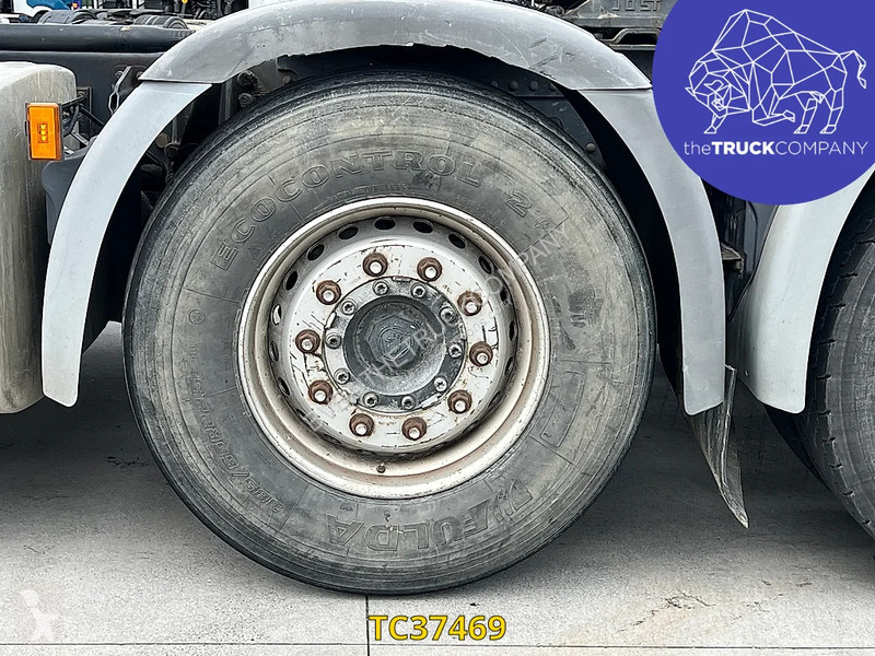 Nyergesvontató Scania 620