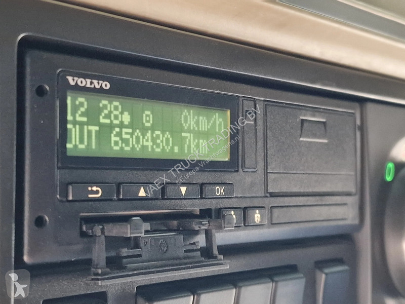 Tahač Volvo 13500 4x2 Globetrotter XL - I...