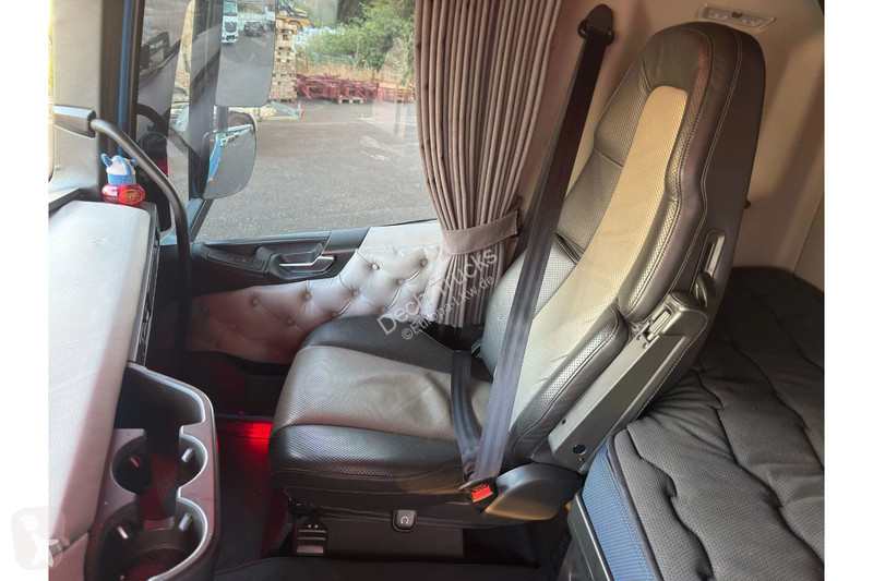 Tahač Volvo 500 RETARDER // FULL AIR // TOP TRUCK