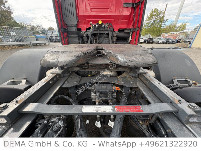 Tahač Iveco S...
