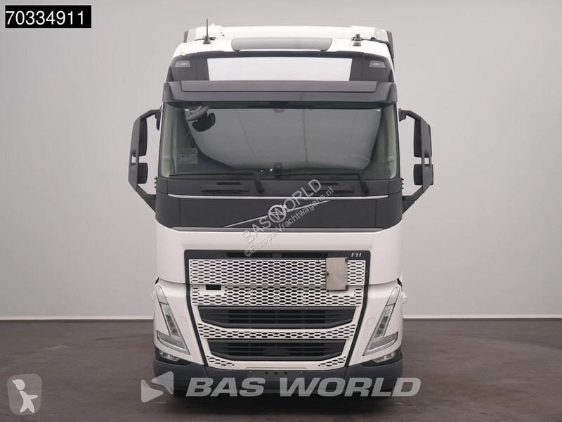 Tahač Volvo FH 460 4X2 Globe APK 08-2027 2x...
