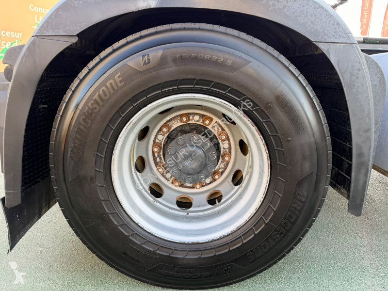 Cabeza tractora Mercedes  1845LS
