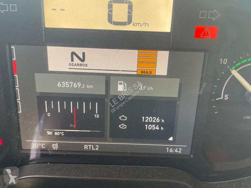 Nyergesvontató Renault  T460
