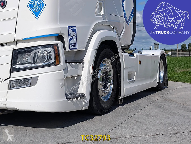 Cabeza tractora Scania
