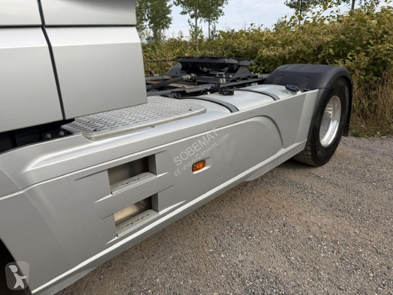 Tracteur DAF 530