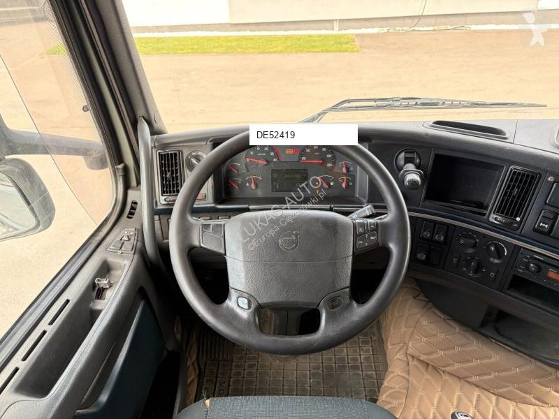Cap tractor Volvo FH 500