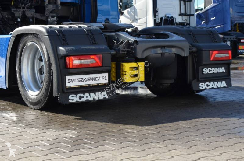 Cap tractor Scania 560