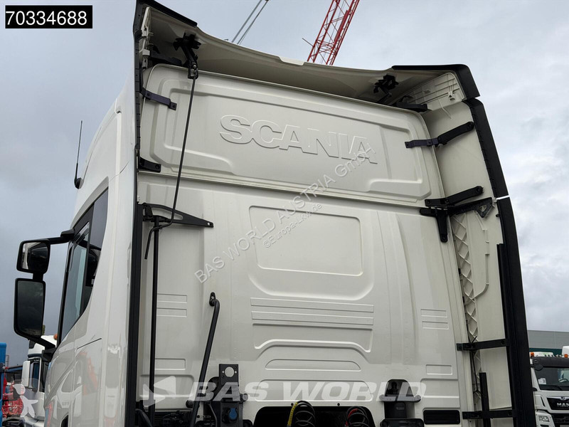 Tractor Scania R460 4X2 Retarder 2x Tanks ACC...