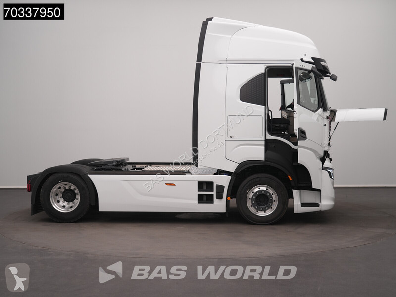 Cap tractor Iveco S-Way 500 4X2 NEU! HPEB...