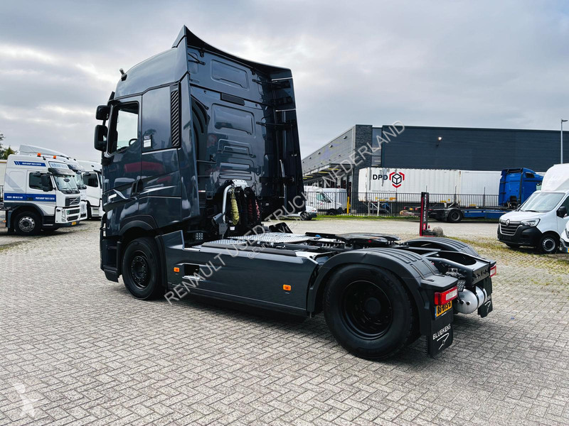 Cap tractor Renault T High DE 13 480 Turbo...