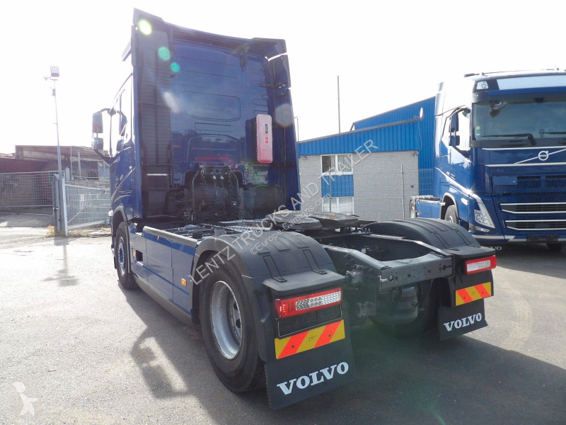 Cap tractor Volvo FH460-GLOBE-VOITH...