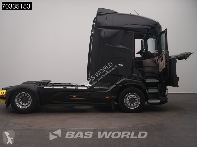 Тягач DAF 480 4X2 Retarder 2x Tanks Standklima ACC