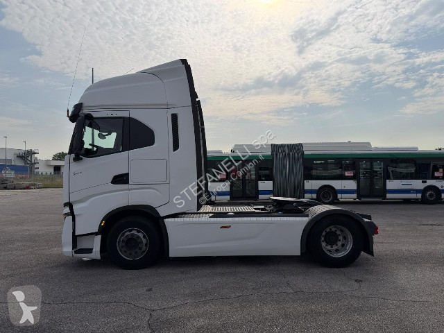 Tractor Iveco S-WAY AS440S51T/P - TRATTORE