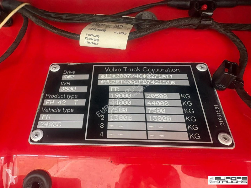 Tractor Volvo 460 Steel/Air - 2 Tanks -...