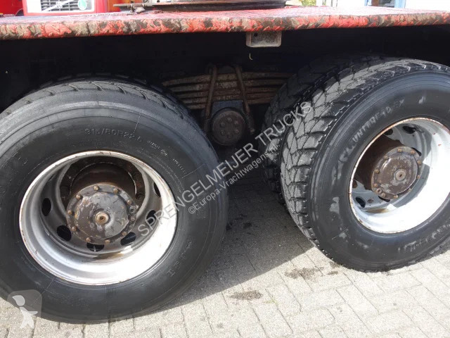 Tractor MAN 33.460 manual fuel pump