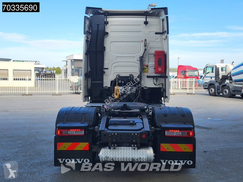 Тягач Volvo 460  4X2 LNG! ADR 2x Tanks...