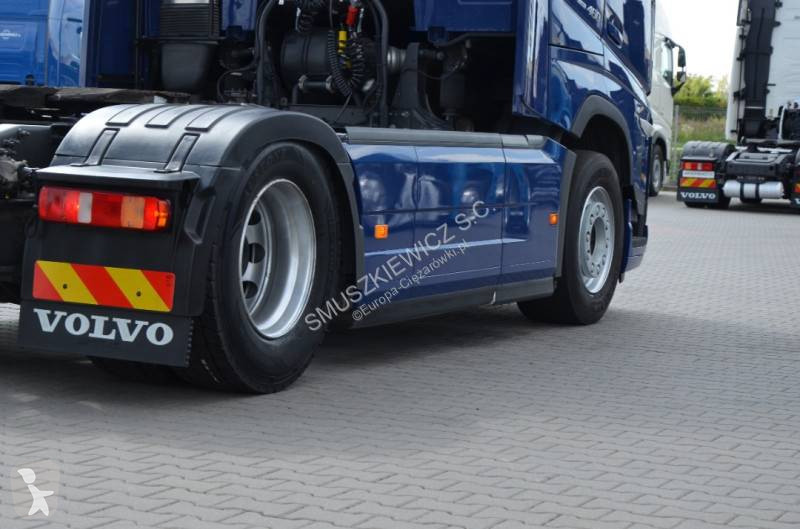 Ciągnik siodłowy Volvo 460 Globetrotter