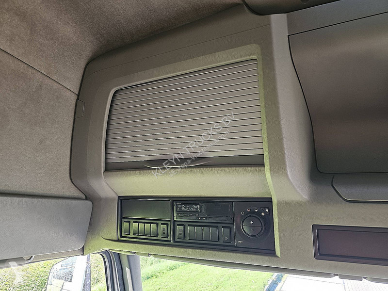 Тягач Volvo 450 450 Skirts Airco
