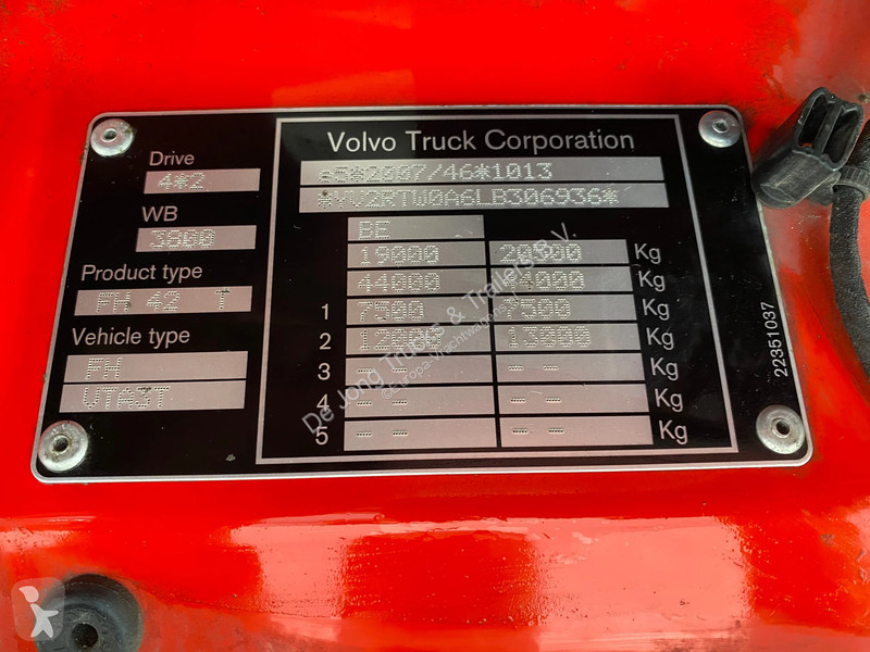 Cabeza tractora Volvo 13420 Globetrotter /...