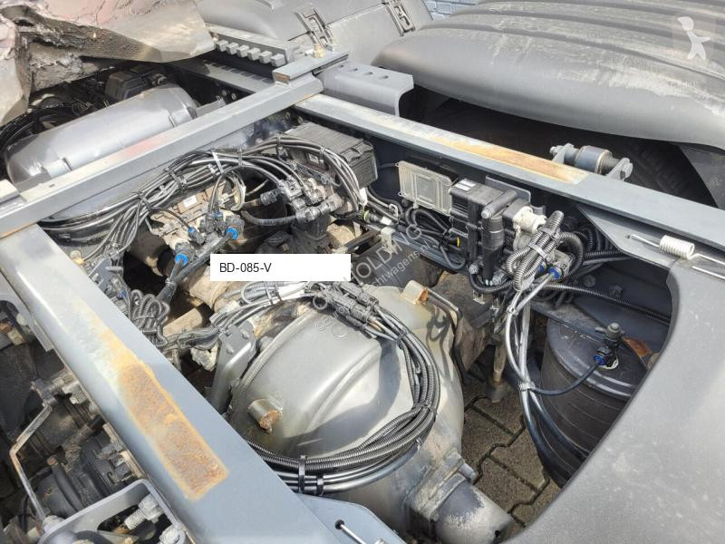 Cabeza tractora Scania R 590 A6X4NB full air...