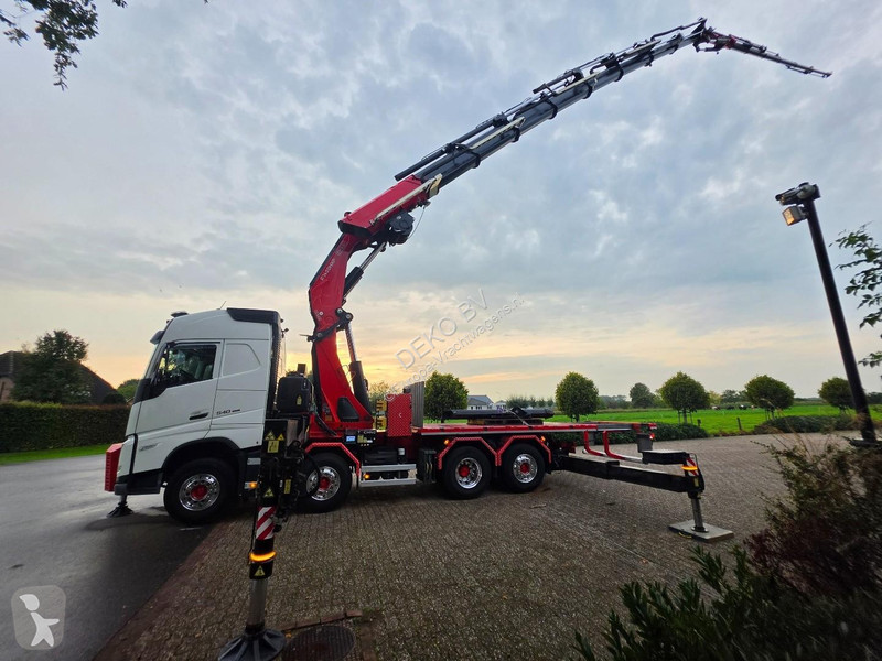 Traktor Volvo 8x2 CRANE TRUCK FASSI 1450 TECHNO...