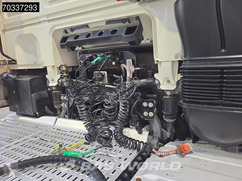 جرار DAF 460  4X2 SC Hydraulik