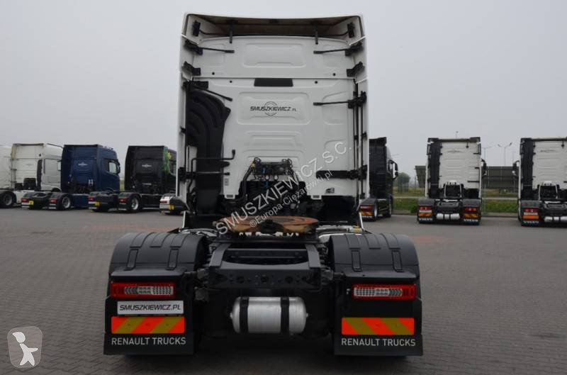 Renault 440 tractor unit