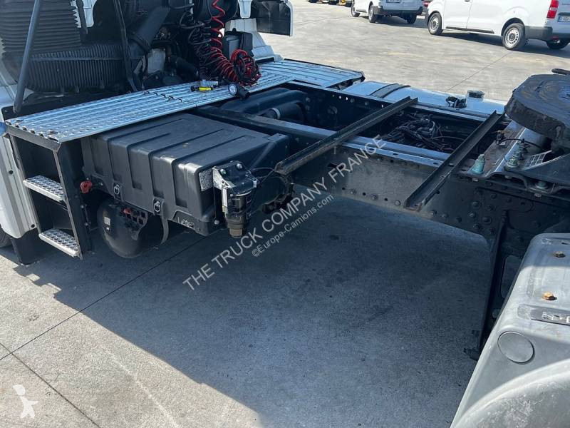 Traktor MAN 18.460