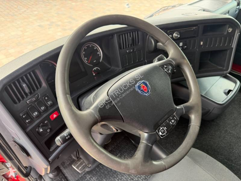 Scania 520 tractor unit