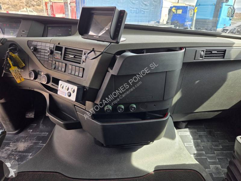 Volvo 500 tractor unit