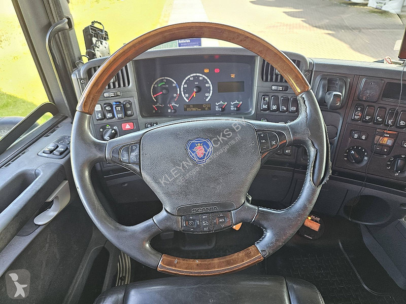 Scania 560 V8 6X2 tractor unit