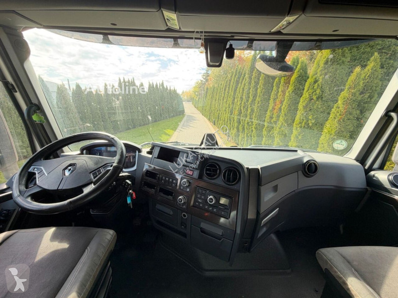 Renault T 520 tractor unit