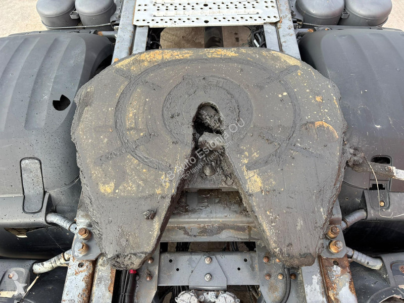 Tahač DAF 530 6x4 HYDRAULICS
