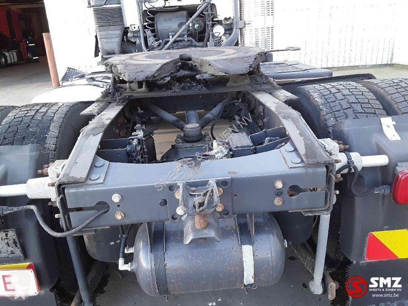 Volvo 420 tractor unit