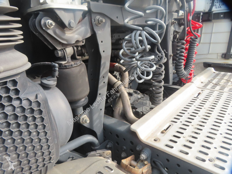 Iveco S-Way 490 Intarder FZ.7 tractor unit