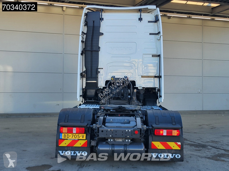 Volvo FH 500 4X2 XL -Truck APK 2x Tanks...