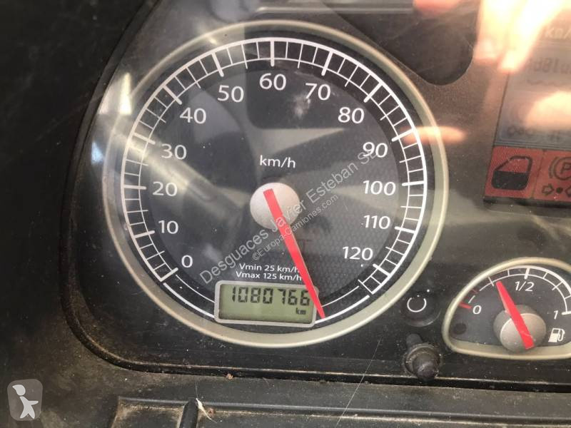 Iveco 440 S 45 tractor unit