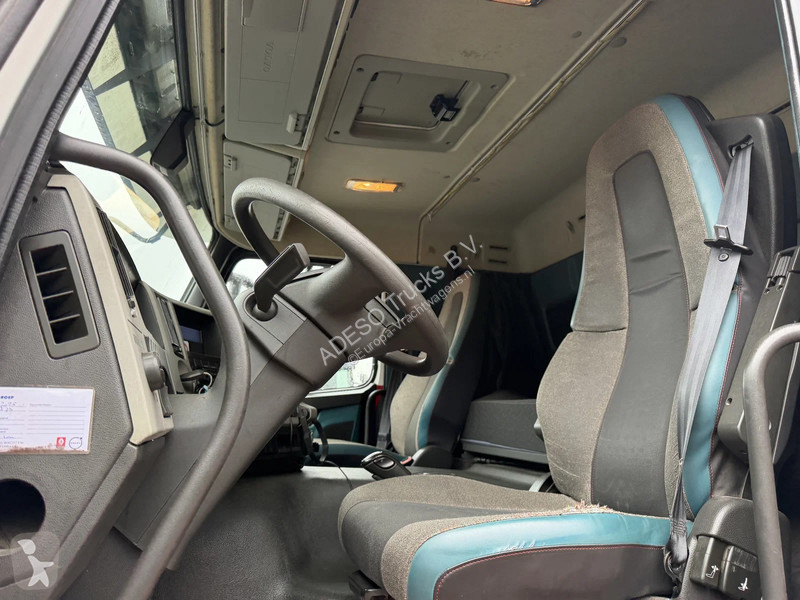 Volvo FM 330  Truck tractor unit