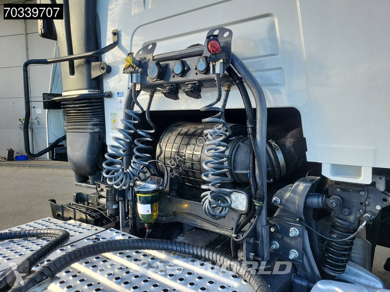 Renault T 520 4X2 Hydraulic ACC tractor unit