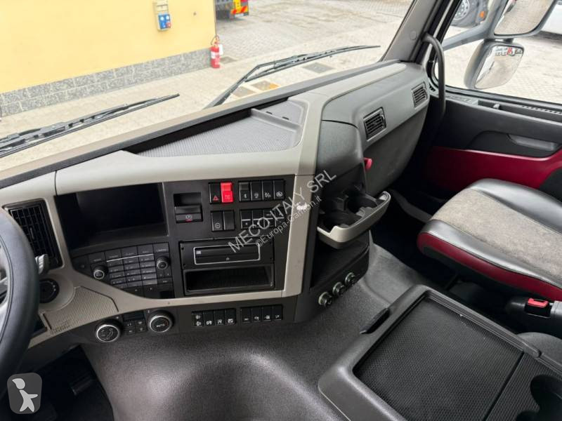 Volvo  tractor unit