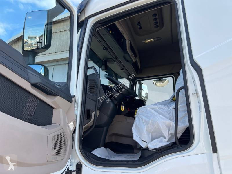 DAF 480 tractor unit