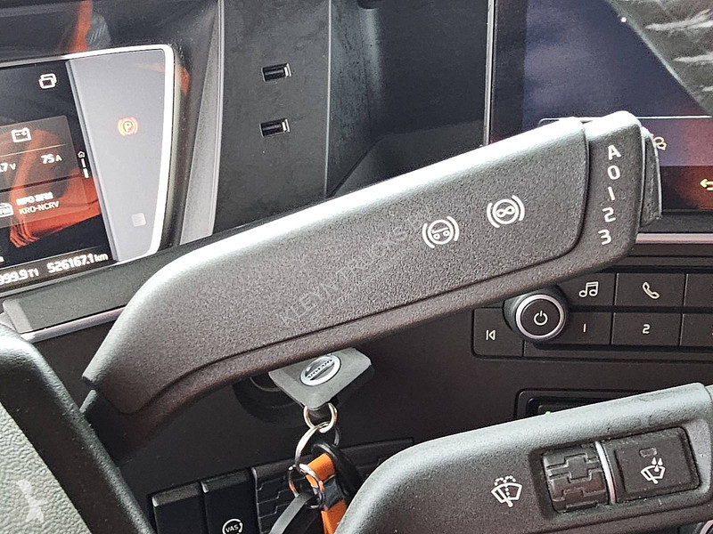 Volvo FH 460 tractor unit