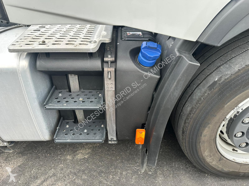 Traktor Iveco S-Way AS440STP