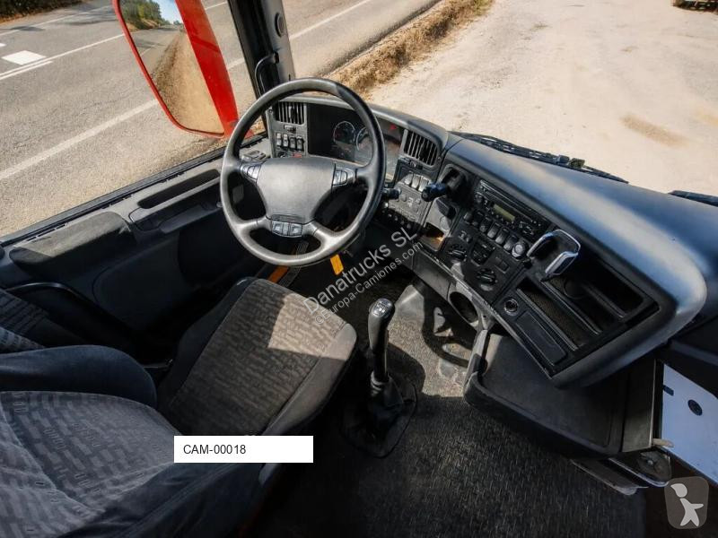 Scania R620 tractor unit
